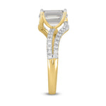 LADIES RING 2CT ROUND/EMERALD DIAMOND 14K YELLOW GOLD (CENTER STONE EMERALD DIAMOND 1 1/2CT )