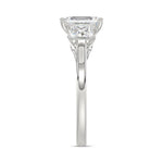 14K WHITE GOLD 2 5/8CT EMERALD/PRINCESS DIAMOND LADIES RING (CENTER STONE EMERALD DIAMOND 1 1/2CT)